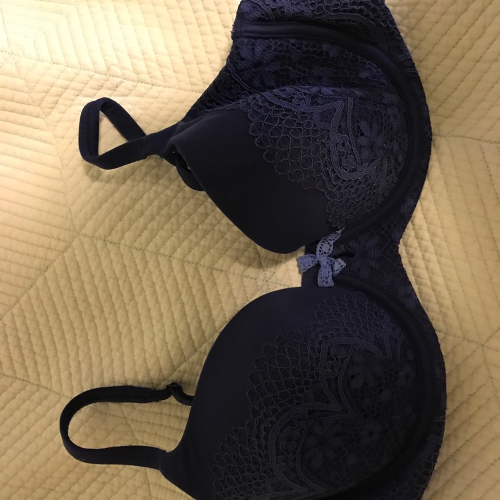 VS Bra